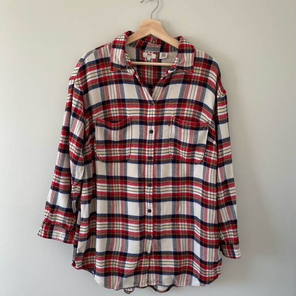 Levi’s Button-Up Plaid Shirt - Picture 1 of 4